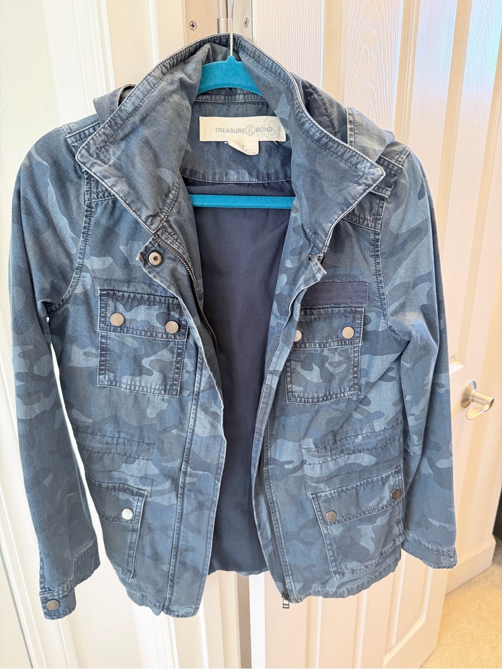 Treasure & Bond Blue Camo Utility Jacket Hooded Snap Pockets Size S